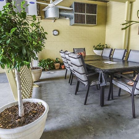 Golden Guitar Motor Inn Τάμγουορθ Εξωτερικό φωτογραφία